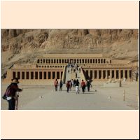 2018-12_366 Temple of Hatshepsut Deir el-Bahri.JPG